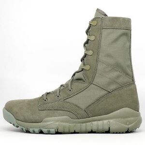 Nike SFB 8" Special Field Boots Size 11 Sage Forest Green Tactical Combat